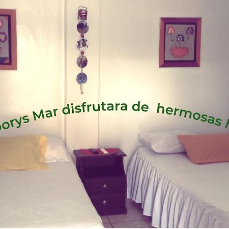 Hostal Dorys Mar Puerto Baquerizo Moreno Exterior photo