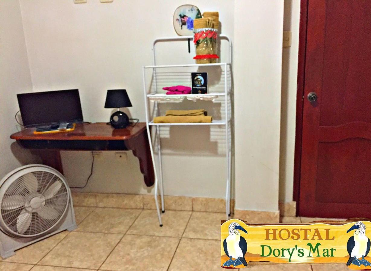Hostal Dorys Mar Puerto Baquerizo Moreno Exterior photo