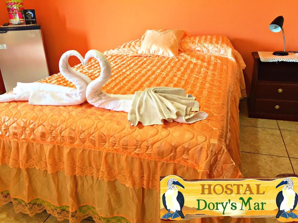 Hostal Dorys Mar Puerto Baquerizo Moreno Exterior photo